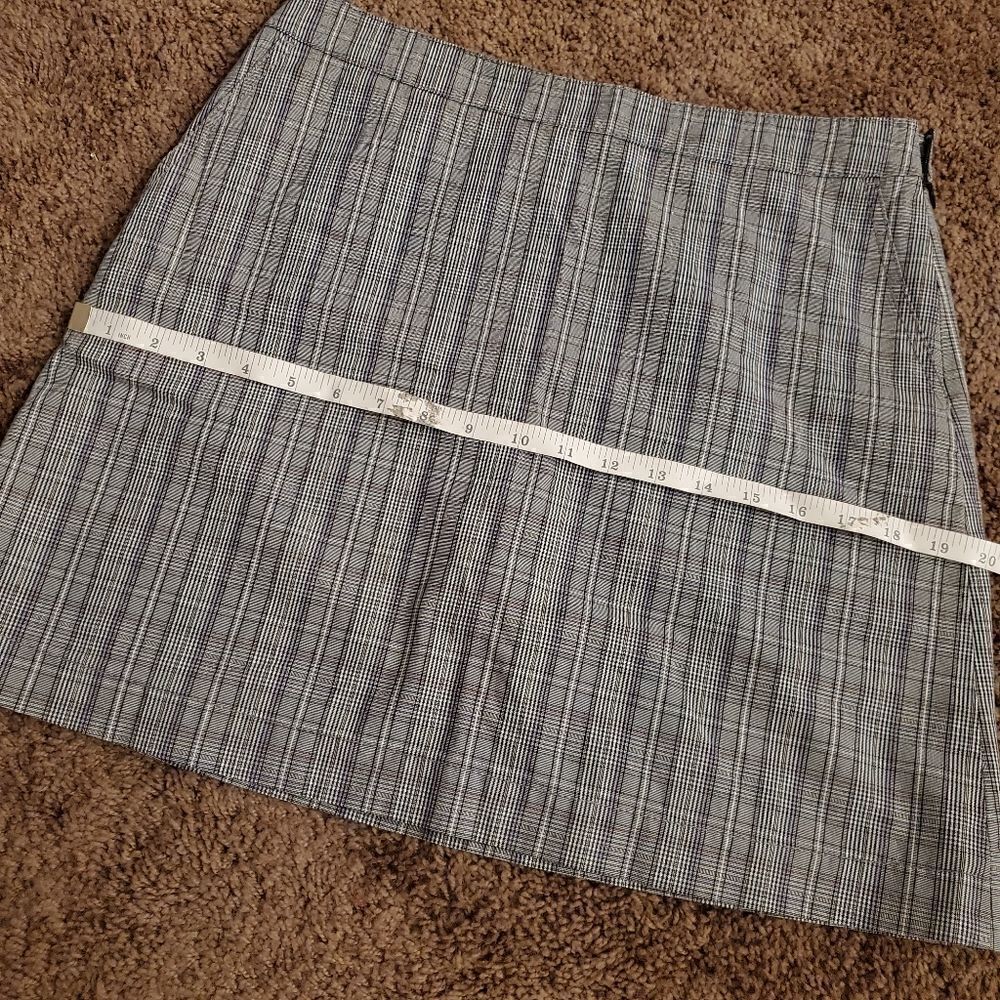 Cutter& Buck gray plaid skort 6 - Picture 9 of 10